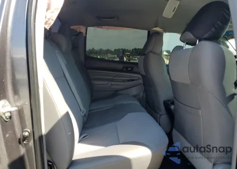 2014 Toyota Tacoma Double Cab Prerunner z USA, uszkodzony, nr VIN 5TFJU4GN5EX060713